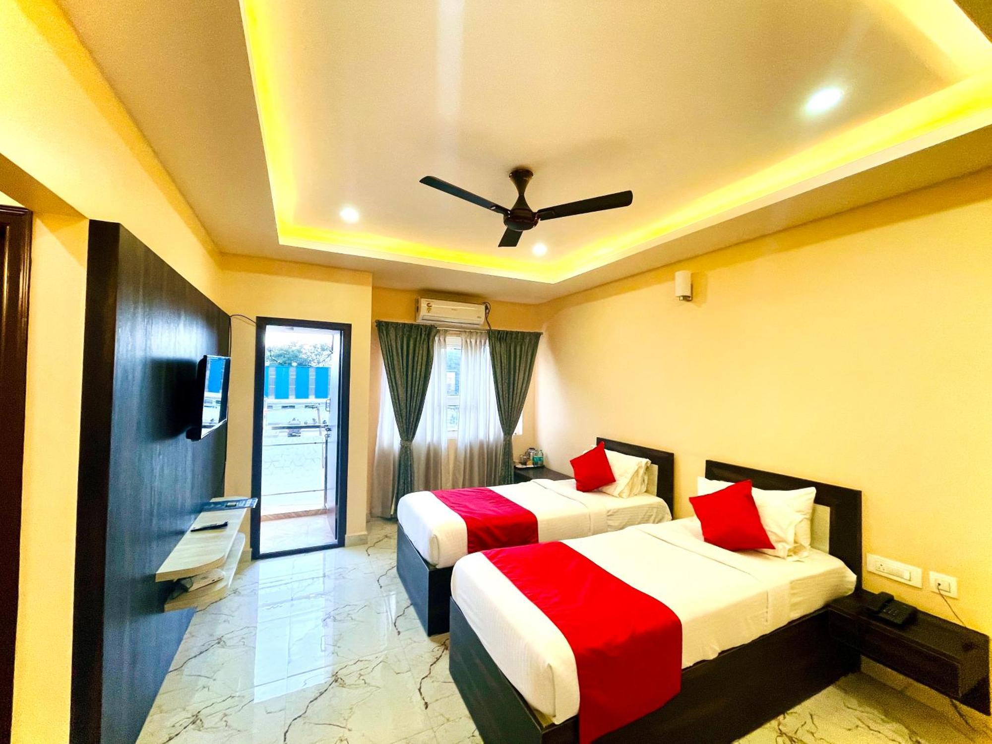 Aura By Agira Hotels Yelahanka Екстериор снимка