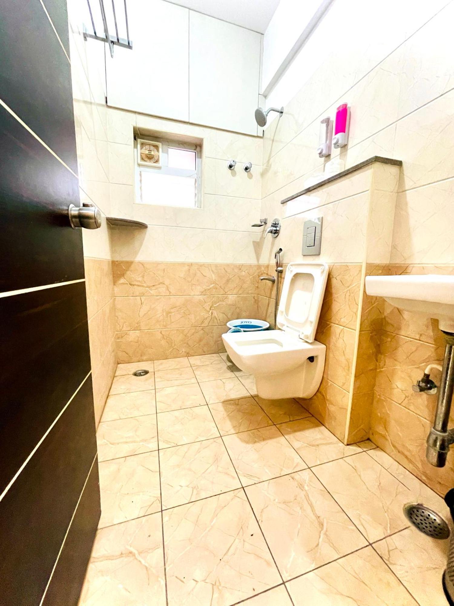 Aura By Agira Hotels Yelahanka Екстериор снимка